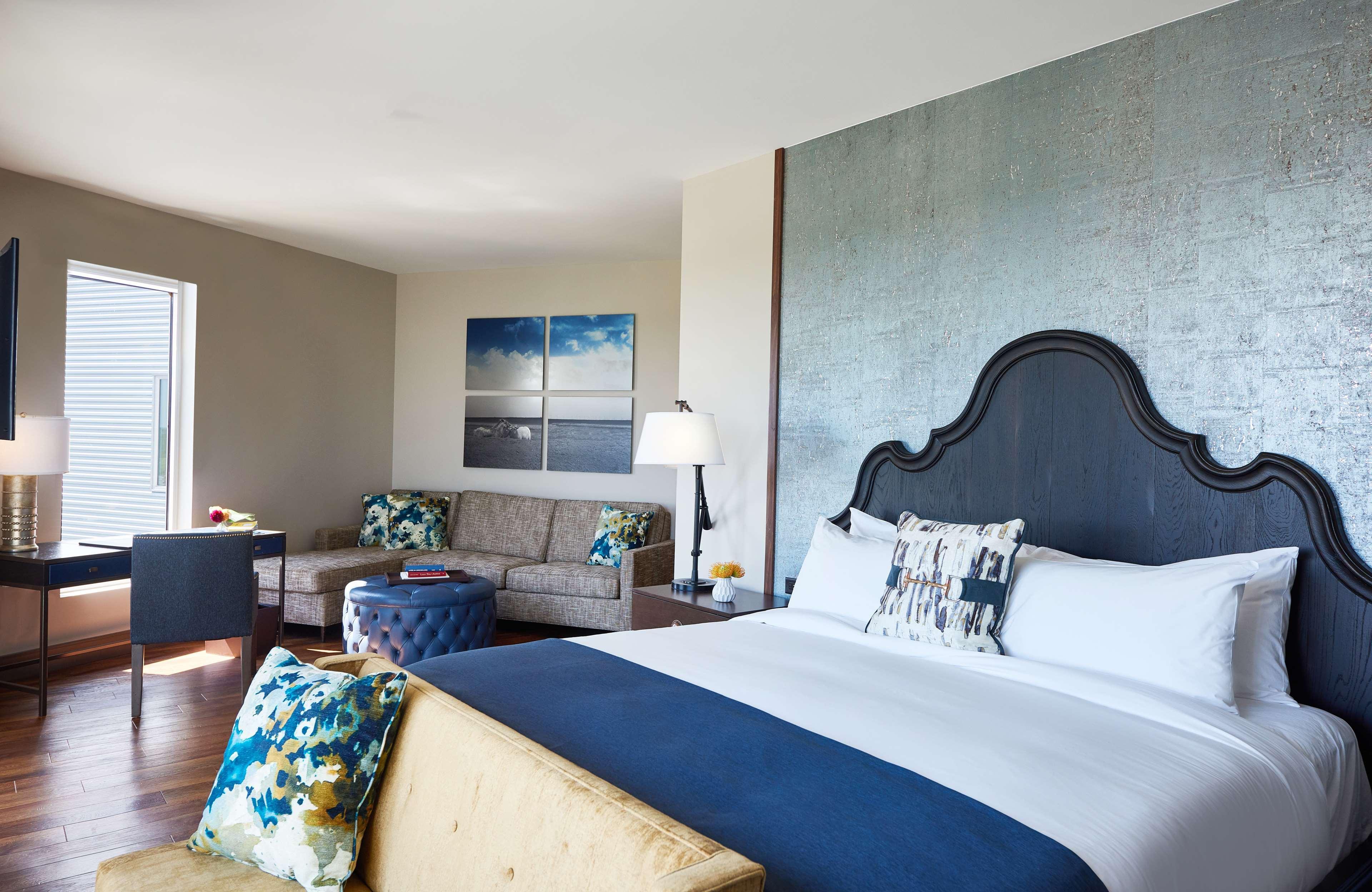 The Stella Hotel, Autograph Collection Bryan Extérieur photo