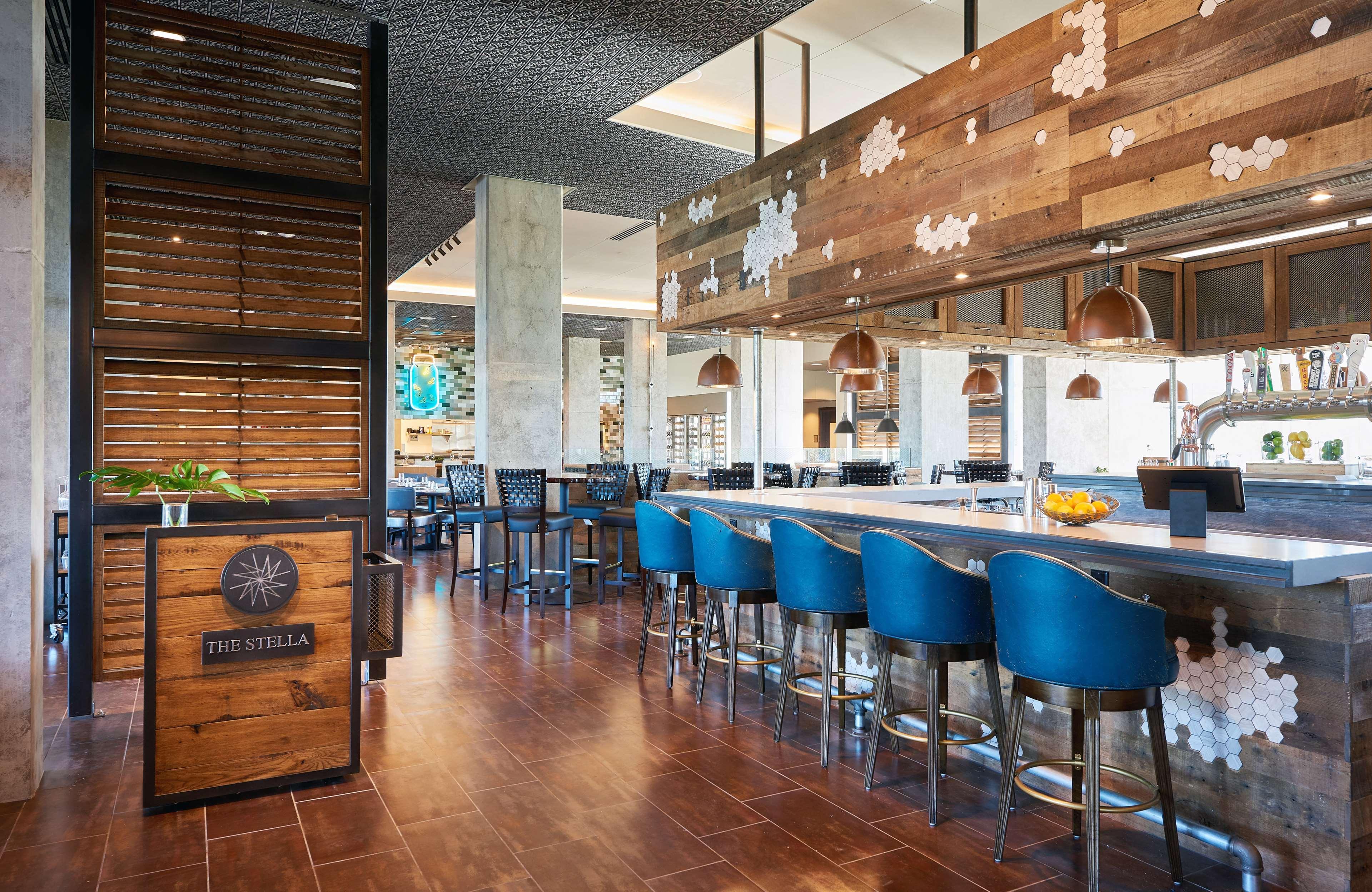 The Stella Hotel, Autograph Collection Bryan Extérieur photo