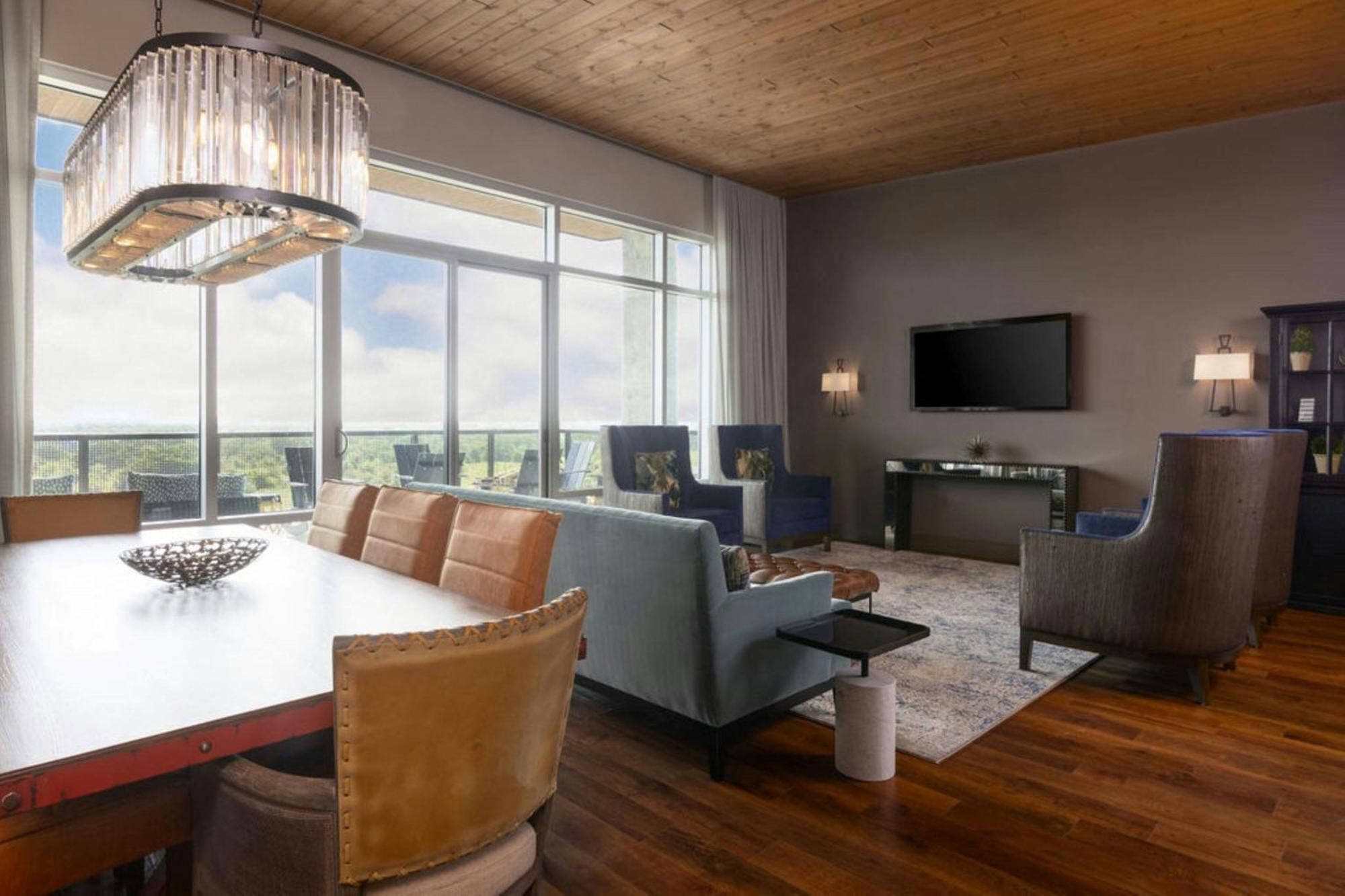 The Stella Hotel, Autograph Collection Bryan Extérieur photo